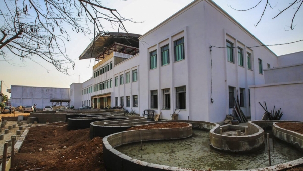 Gladson pretende instalar seu gabinete em uma sala no antigo Colégio Meta, mas deve ser orientado a desistir da ideia