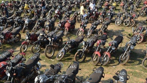 Detran/AC notifica proprietários de veículos para resgate dos bens