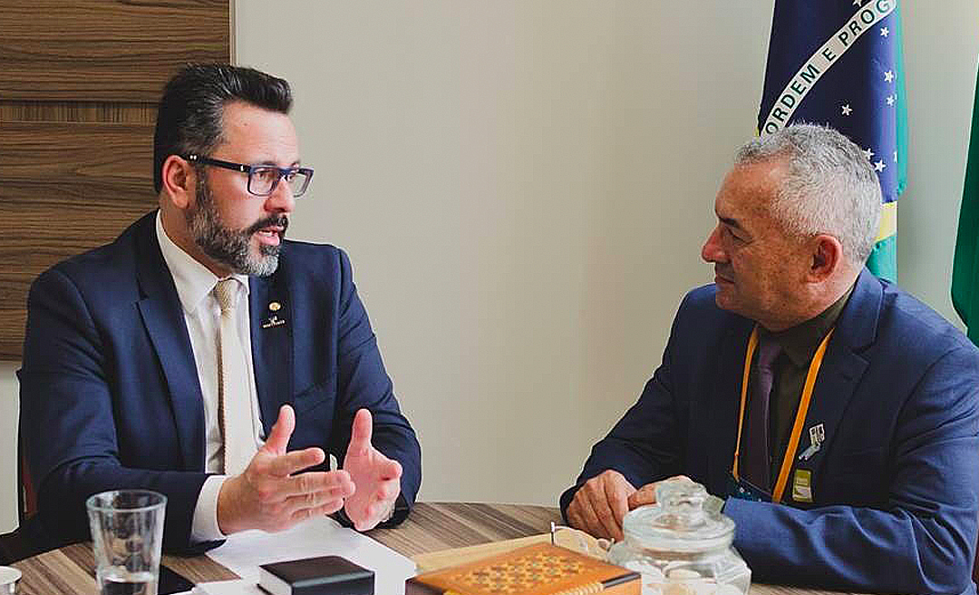 Alan Rick recebe agradecimentos de prefeitos por liberação de recursos para obras no interior