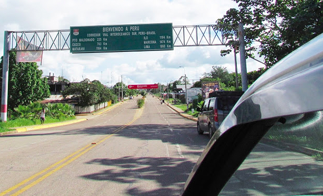 Cocaleiros fecham interoceânica entre Puno e Madre de Dios e acreanos ficam ilhados em Puerto Maldonado