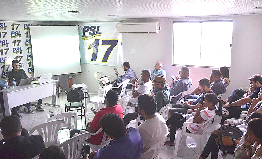 PSL em Rio Branco reúne filiados em evento sobre liberalismo clássico 