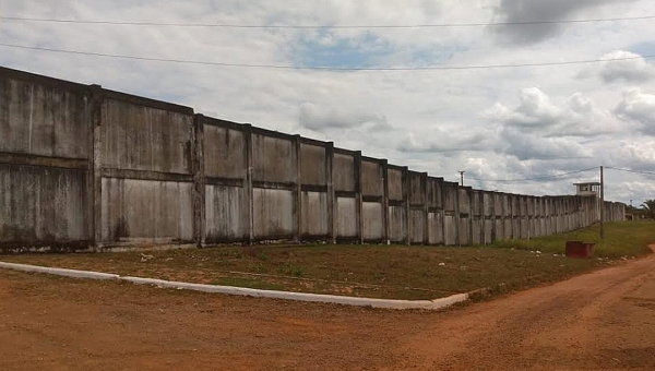 Adolescente aproveita visita de comissão da Aleac para fugir da Pousada do Menor