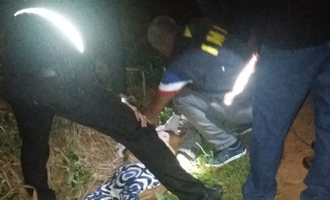 Homem e assassinado a tiros no quintal de sua casa no bairro Airton Senna 