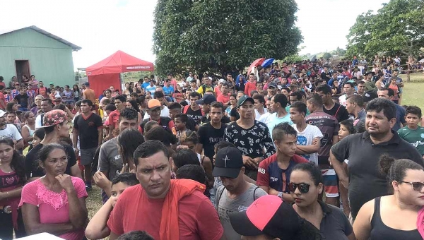 Torneio de futebol reúne 115 equipes masculinas e femininas em Porto Walter