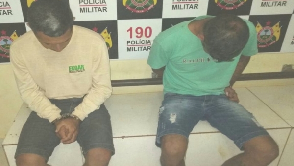 Dupla é presa com droga e dinheiro no Conjunto Ouricuri pela Rotam