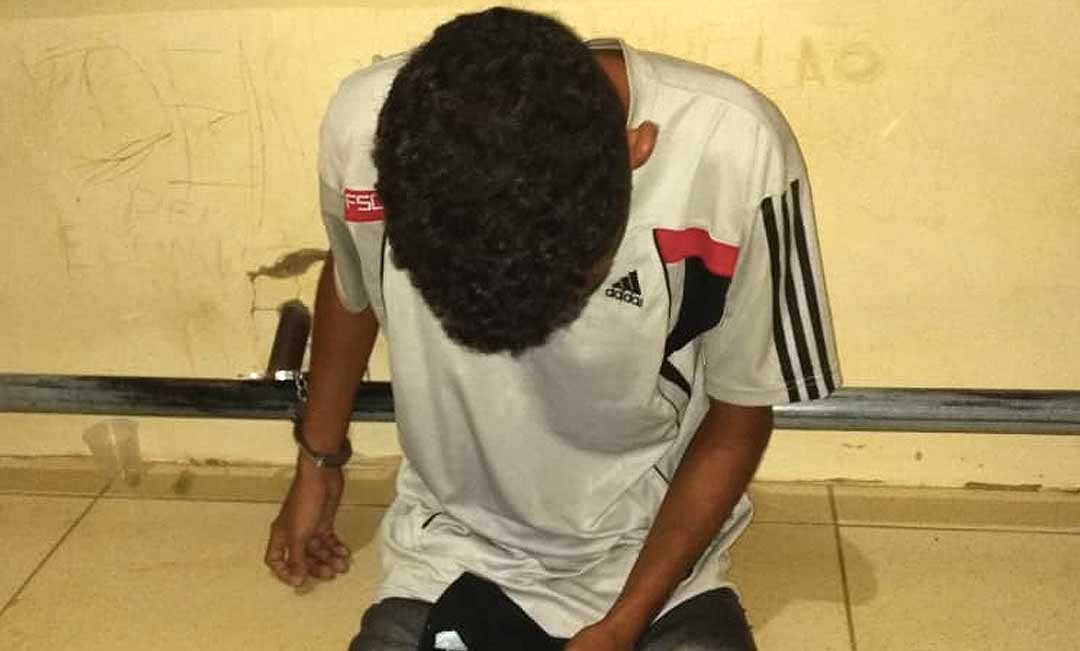 Bandido rouba relógio de adolescente na Gameleira e é preso minutos depois pela Polícia Militar