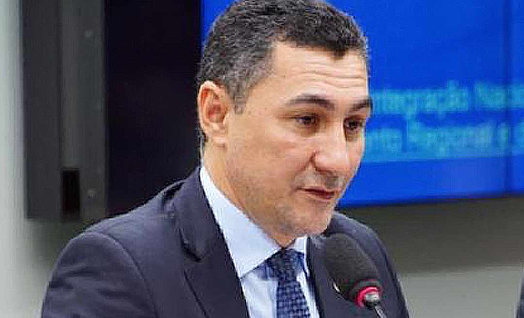 Comissão aprova PL, de autoria de Jesus Sérgio, que propõe instalação de softwares para monitoramento da dengue