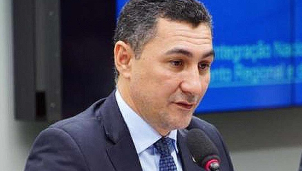 Comissão aprova PL, de autoria de Jesus Sérgio, que propõe instalação de softwares para monitoramento da dengue