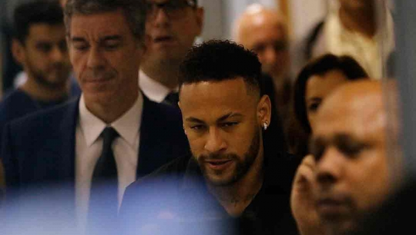 Ministério Público pede arquivamento de inquérito contra o jogador Neymar