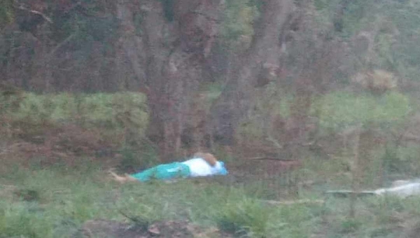 Corpo de presidiário monitorado por tornozeleira eletrônica é encontrado em área de mata