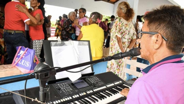 I Mostra de Talentos do Centro de Convivência do Idoso é realizado através da Prefeitura de Cruzeiro do Sul