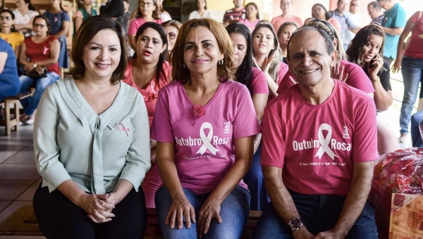 Socorro Neri apresenta Programa Cuidando de Quem Educa para educadoras da rede municipal de ensino