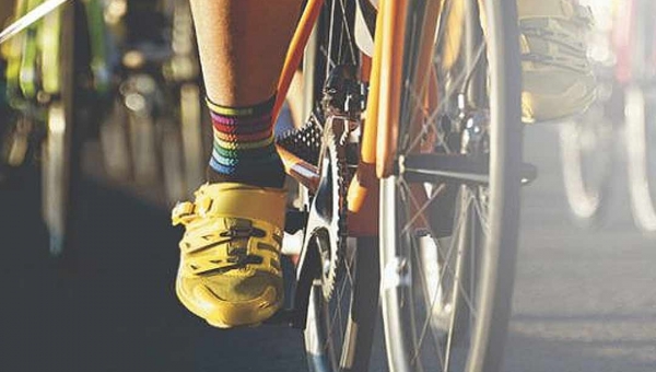 Passeio das Luzes hoje marca a entrega da nova iluminação em LED da Estrada do Aeroporto