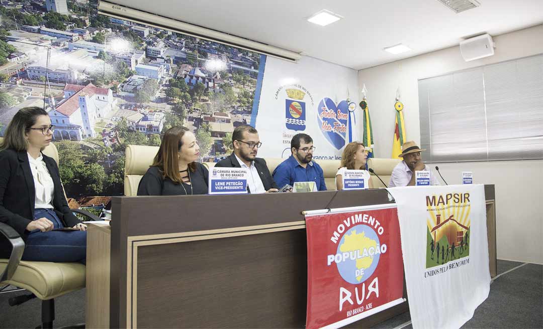 Audiência Pública na Câmara de Vereadores debate conjunto de políticas para pessoas em situação de rua