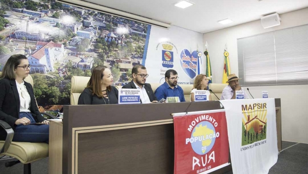 Audiência Pública na Câmara de Vereadores debate conjunto de políticas para pessoas em situação de rua