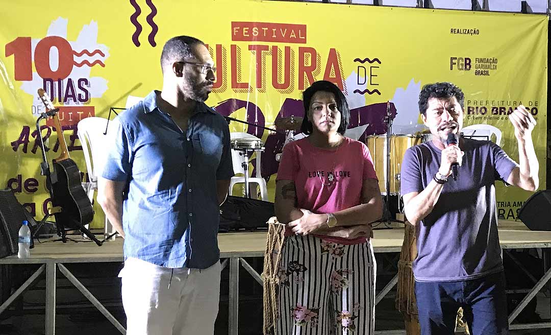 Na Praça da Revolução, Prefeitura inicia Festival Cultura de Paz e abre programação dos 71 anos da Declaração Universal dos Direitos Humanos