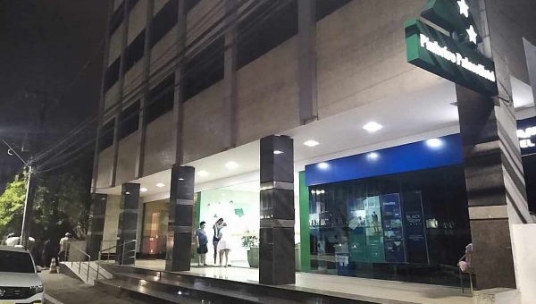 Hotel ao lado da Churrascaria Estrela foi evacuado na hora do incêndio