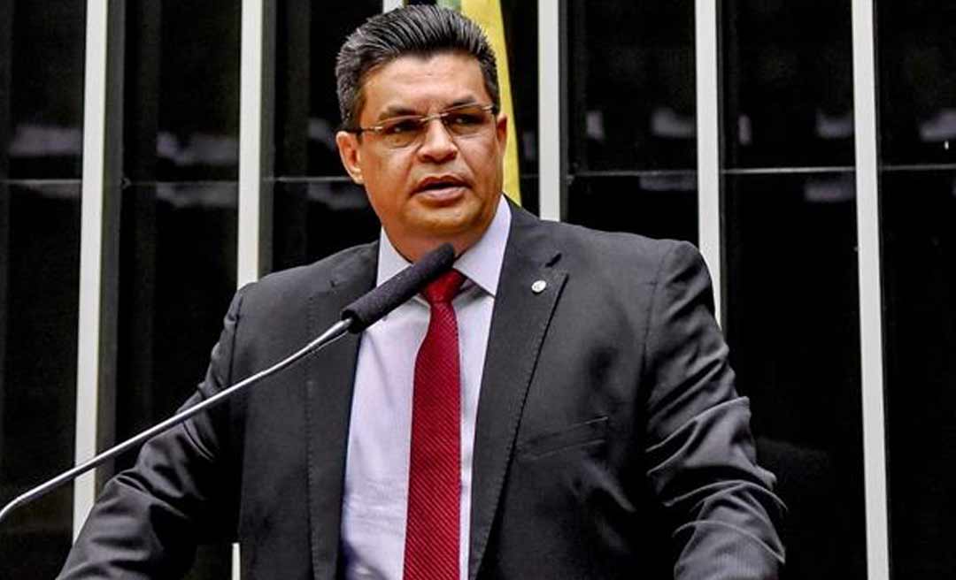 Projeto de Manuel Marcos veda cobrança de tarifas em depósito e poupança sem movimentação há mais de noventa dias