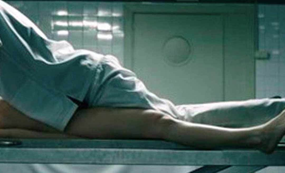 Maqueiro do IML é flagrado tendo relações sexuais com cadáver