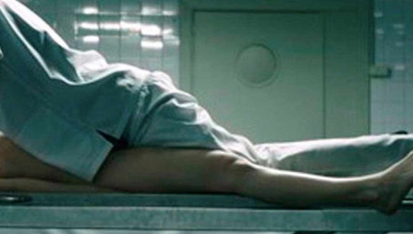 Maqueiro do IML é flagrado tendo relações sexuais com cadáver