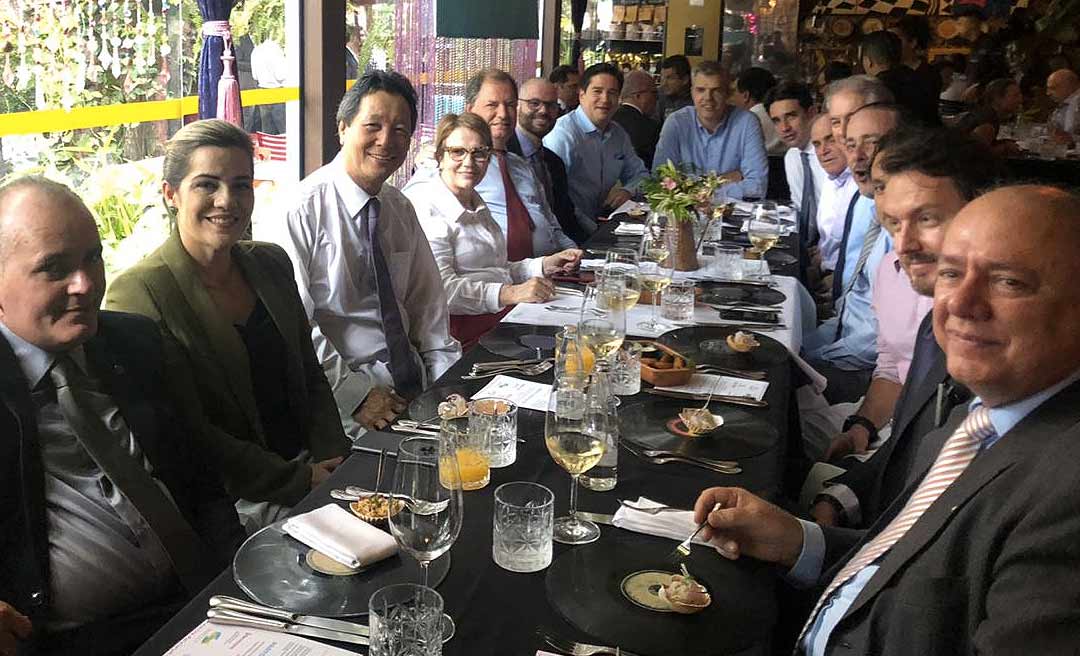 Mara Rocha participa de encontro para discutir estratégias para a piscicultura