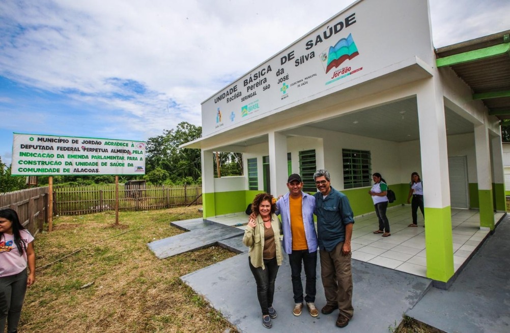 Edvaldo Magalhães destaca entrega de unidade de Saúde em Jordão e diz: ‘valeu a pena’ ao lembrar luta