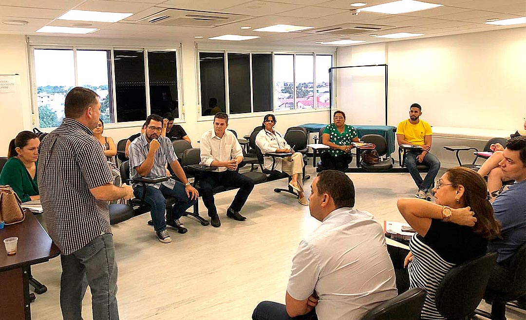 “Precisamos unir forças pela nossa Saúde”, diz Alysson Bestene a representantes do CRM e MPE