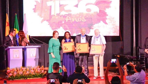 Prefeitura homenageia personalidades com a Comenda Volta da Empreza neste sábado