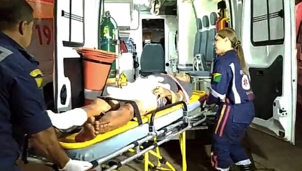 Duas pessoas ficam feridas durante troca de tiros de bandidos com a polícia na Baixada da Sobral