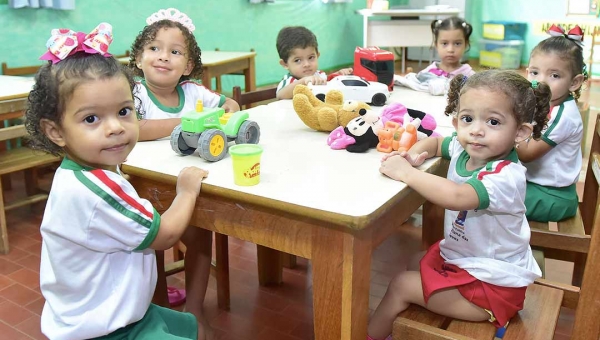 Aulas na rede municipal de ensino de Rio Branco iniciam no dia 2 de março, informa a prefeita Socorro Neri
