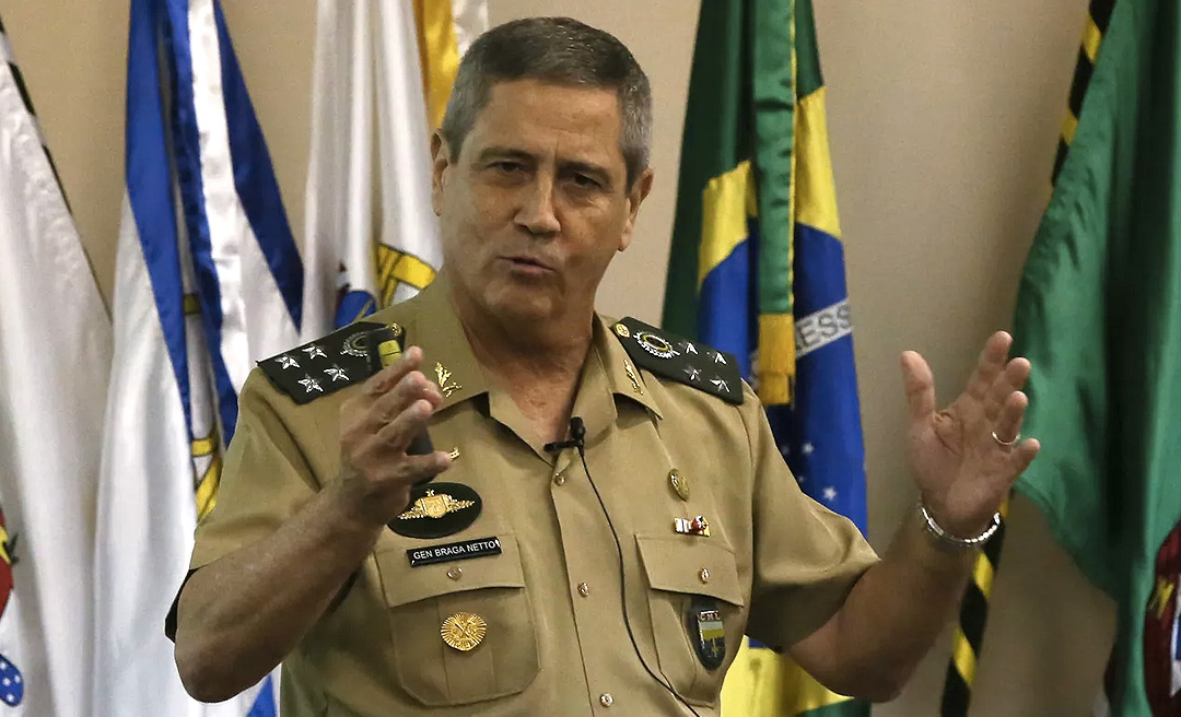 Bolsonaro indica general Braga Netto para substituir Onyx na Casa Civil