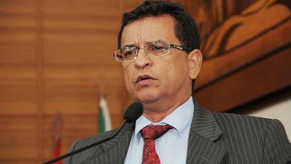 Luiz Gonzaga diz que fechamento de posto da Caixa em Porto Walter coloca risco segurança alimentar da população