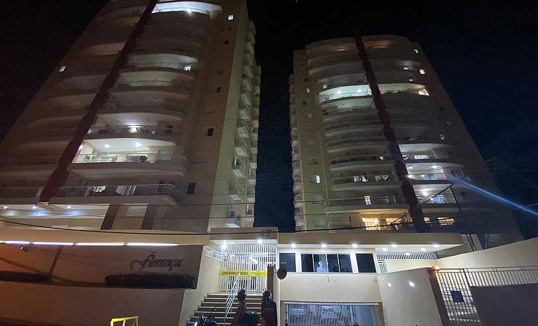 Em Rio Branco, profissionais da saúde que trabalham no combate ao coronavírus são aplaudidos