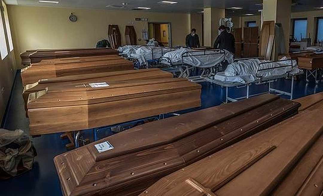 Itália bate de novo recorde de mortos por coronavírus: 793 em 24h