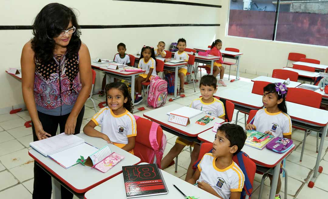 Ensino à distância e atividades remotas não devem ser contabilizadas como horas/aulas, diz Seme