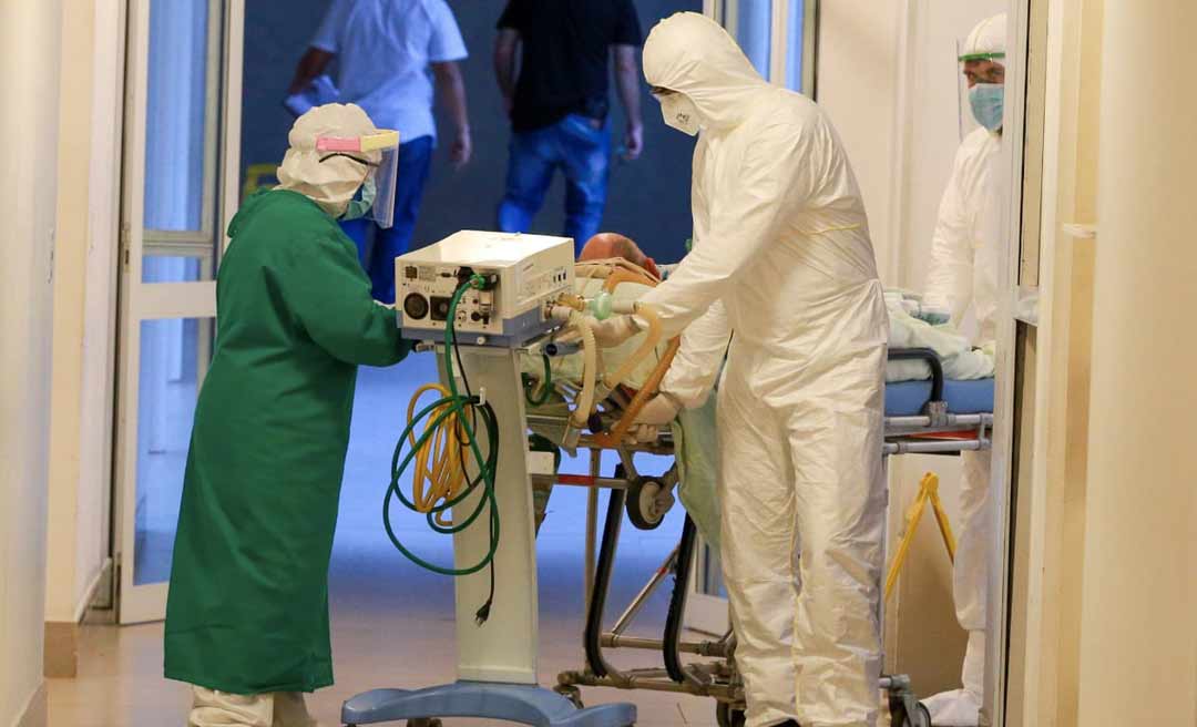 Onze pacientes com Covid-19 são transferidos do Pronto-Socorro para tratamento no Into, nesta quinta-feira