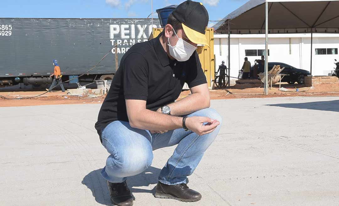 Gladson vetou reabertura dos templos e projeto vai retornar a Aleac após publicação no DOE