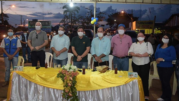 Governo e prefeituras firmam parceria para restauração de rodovias e ramais em Acrelândia e Plácido de Castro