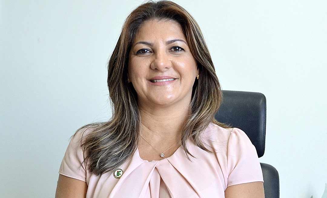 Rosana Cavalcante é reconduzida à reitoria do Ifac