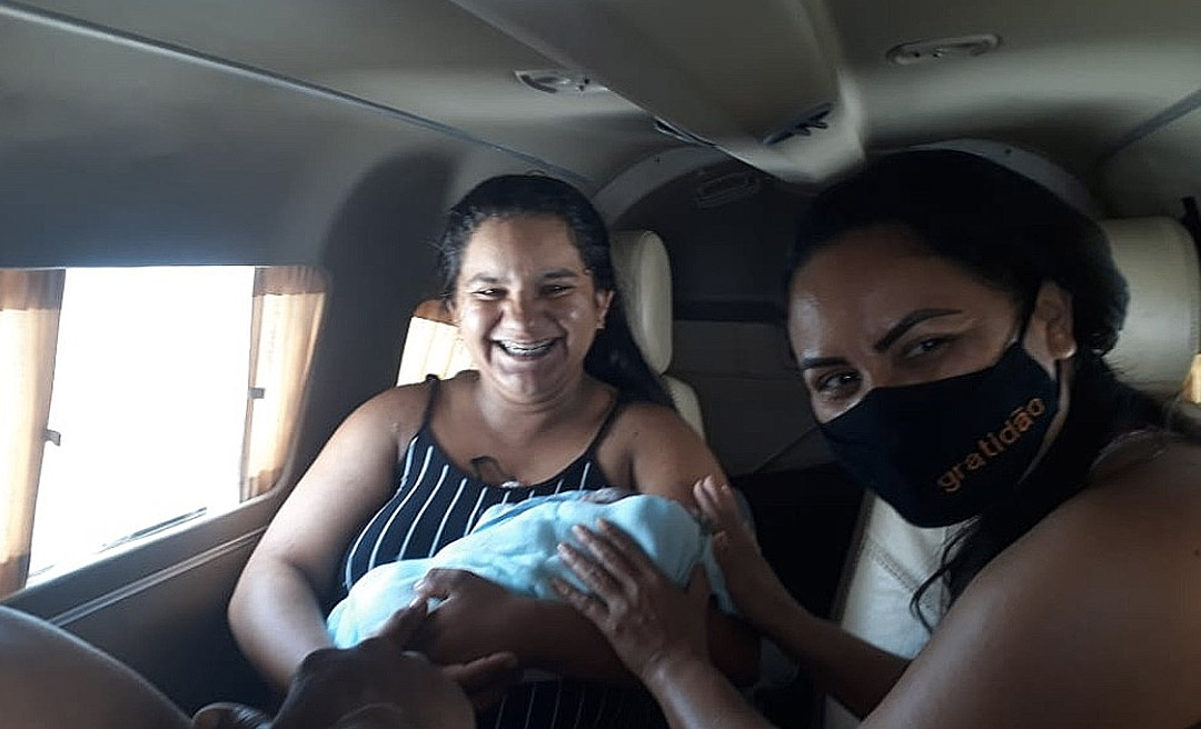 Mulher dá à luz durante voo no trajeto entre Feijó e Cruzeiro do Sul