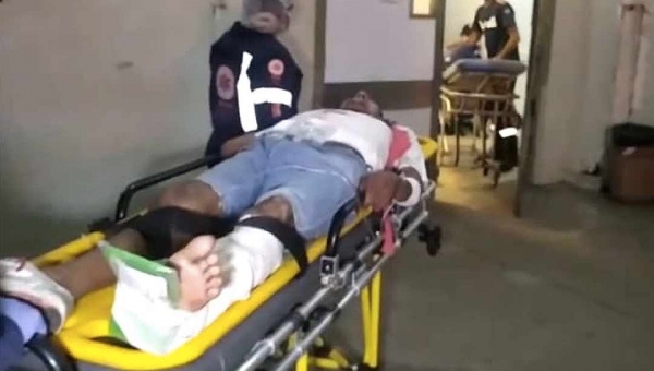 Homem é alvejado com dois tiros na Beira Rio e para não morrer ‘cai’ em barranco do Rio Acre