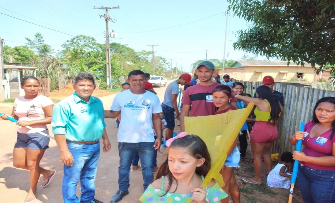 Barãozinho recebe apoio da comunidade da Vila do V, em Porto Acre