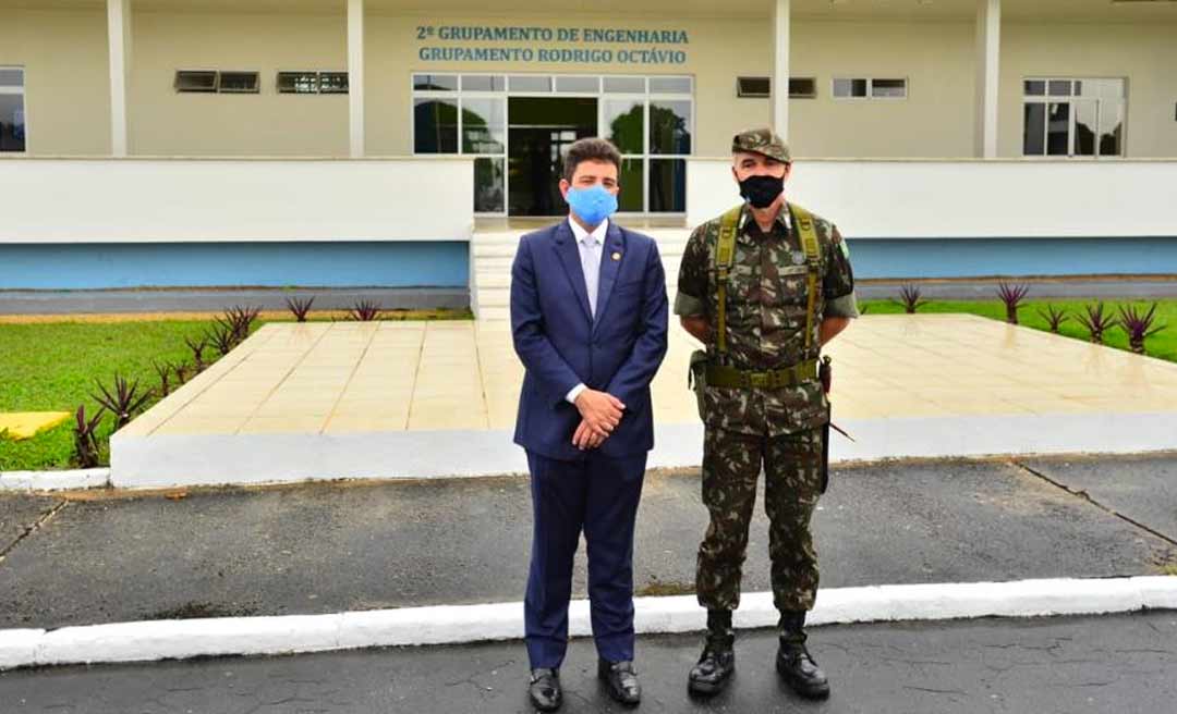 Governo busca apoio do Exército para ofertar água potável em comunidades indígenas e ribeirinhas