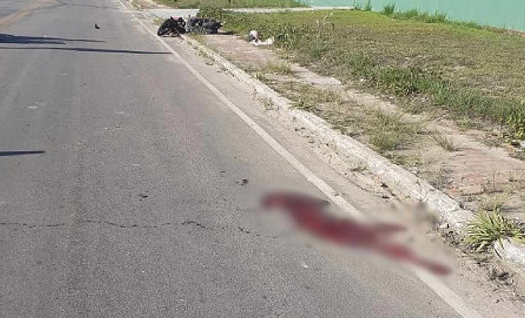 Jovem de 17 anos morre após bater com motocicleta em poste 