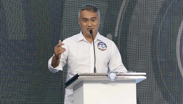 Minoru diz que vai assumir serviço de água e esgoto de Rio Branco