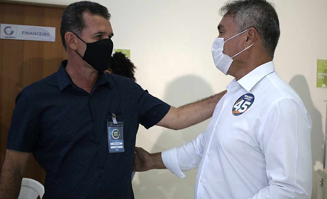 Jarbas Soster lembra uso de sebo de boi em obras no Belo Jardim e diz: “a Funtac não tem perna para fiscalizar”