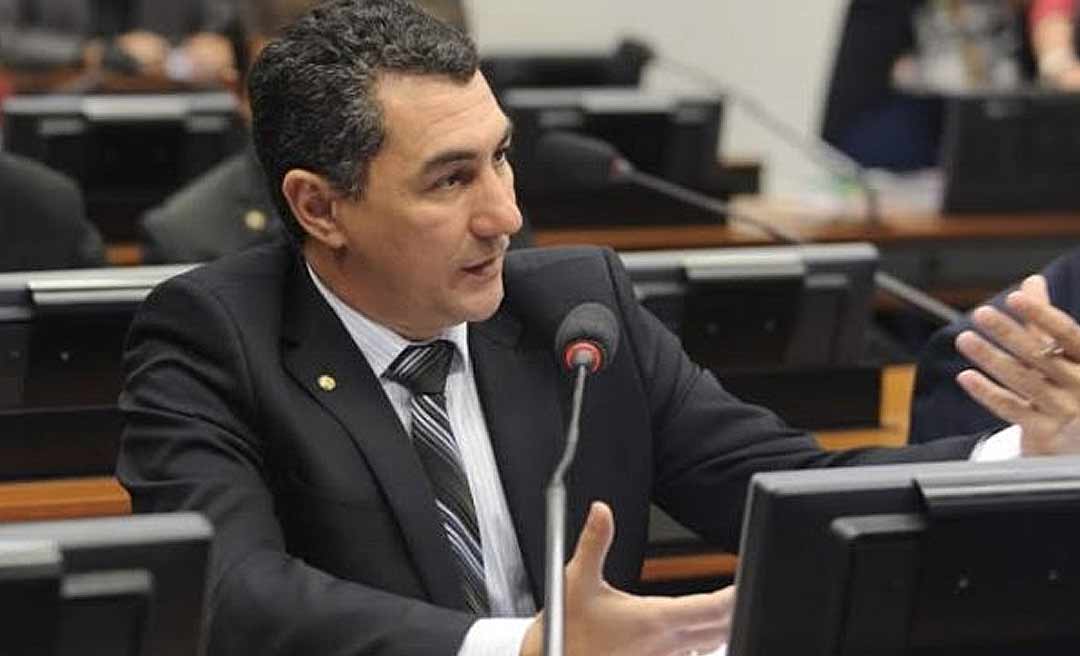 Jesus Sérgio solicita ao Governo Federal menos burocracia para liberação de crédito do Pronaf Florestal