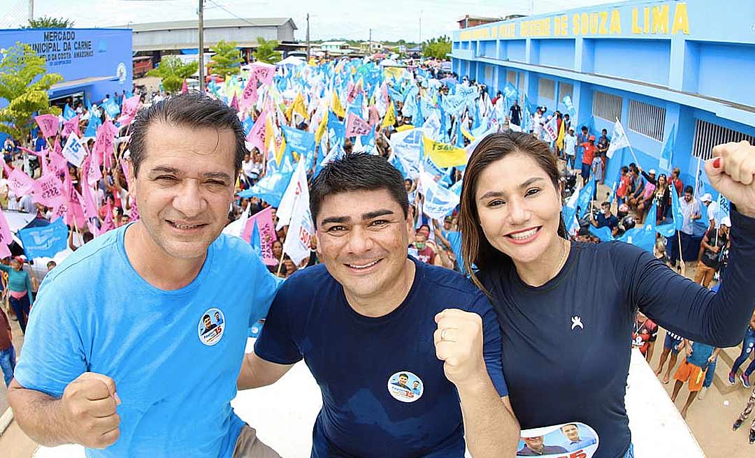 Fagner Sales encerra campanha com bandeiraço que ocupou as ruas do centro de Cruzeiro do Sul
