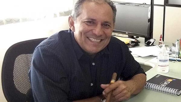 Pádua do MDB diz que vai ser fiel a Cameli: "Vou com o meu governador para onde ele for, até para a balsa" 