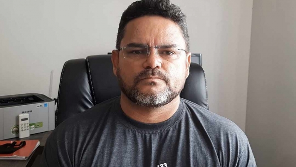 Presidente do Sintesac ameaça greve na saúde sem deliberar assunto com a categoria